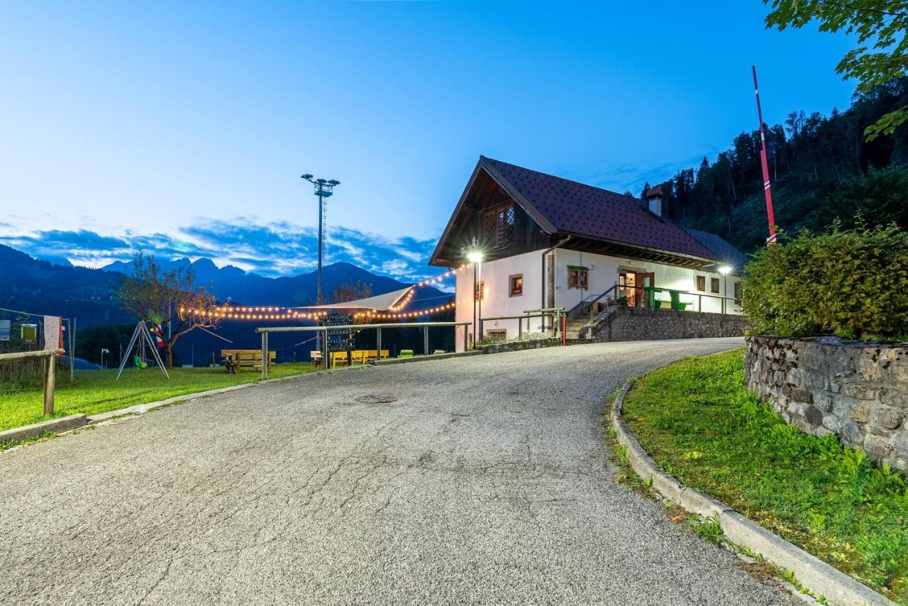 Camping & Caravan Zoncolan オヴァーロ エクステリア 写真